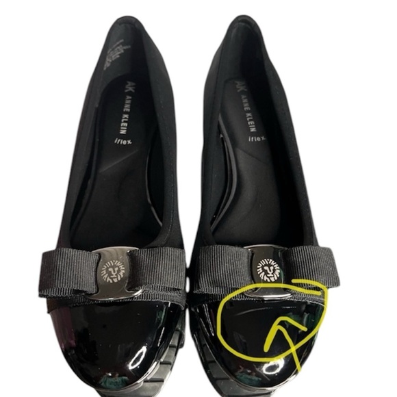 Women’s AK Anne Klein iFlex Gianna Shiny Black Ballet Flats Size 6M - Picture 7 of 8